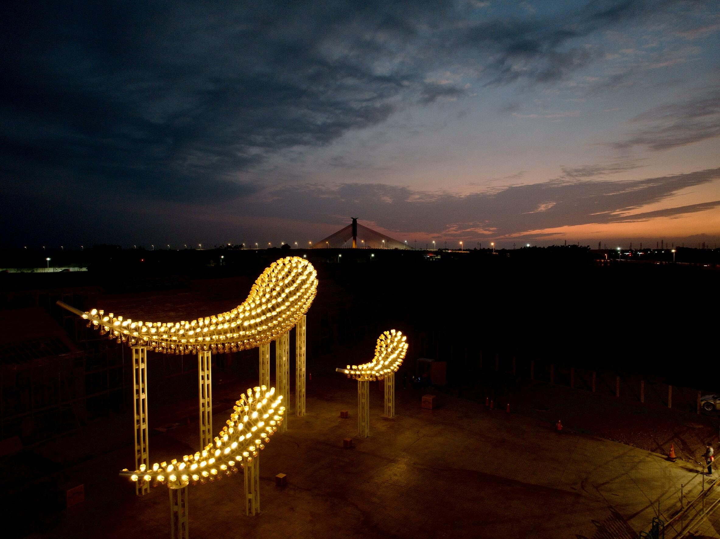 Auspicious Clouds of Light 1